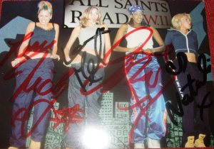 Melanie, Shaznay, Nicole and Natalie of All Saints autograph!
